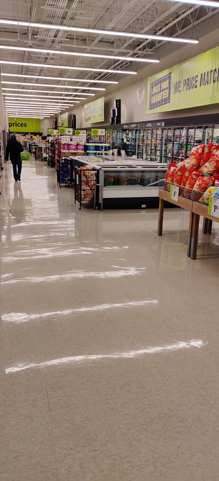 FreshCo Evanston | 2060 Symons Valley Pkwy NW #7048, Calgary, AB T3P 0M9, Canada | Phone: (403) 263-0331