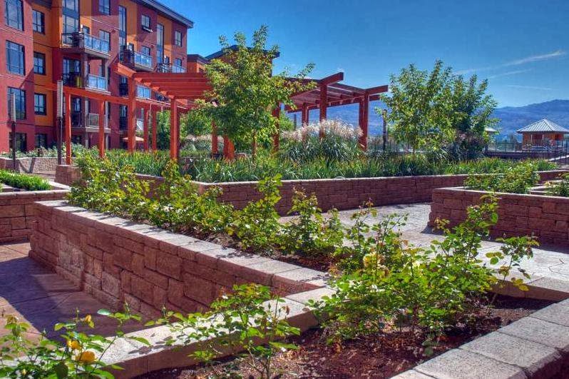 Playa Del Sol Resort | 654 Cook Rd #254, Kelowna, BC V1W 3G7, Canada | Phone: (250) 860-3244