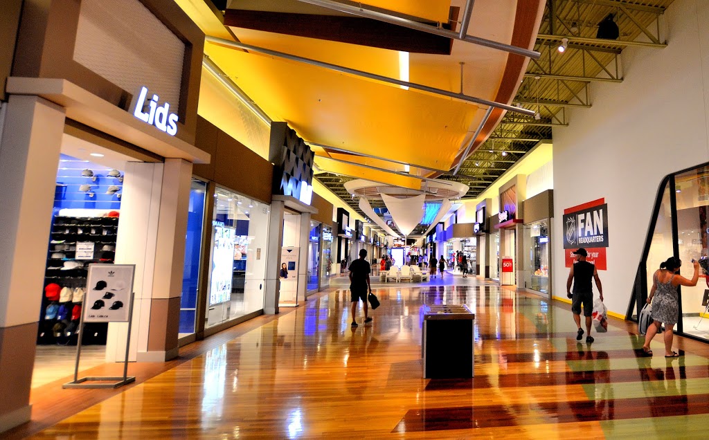 Lids | 5000 Canoe Pass Way #642, Tsawwassen, BC V4M 4G9, Canada | Phone: (604) 946-4692