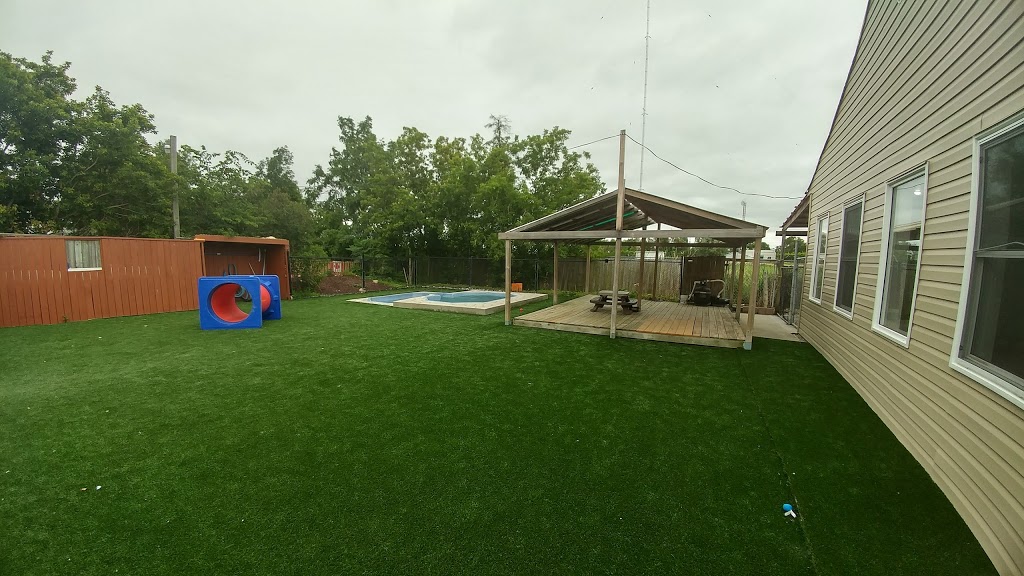 Redwood Pet Resort | 7594 Auburn Rd, Milton, ON L9E 0T7, Canada | Phone: (905) 878-9410
