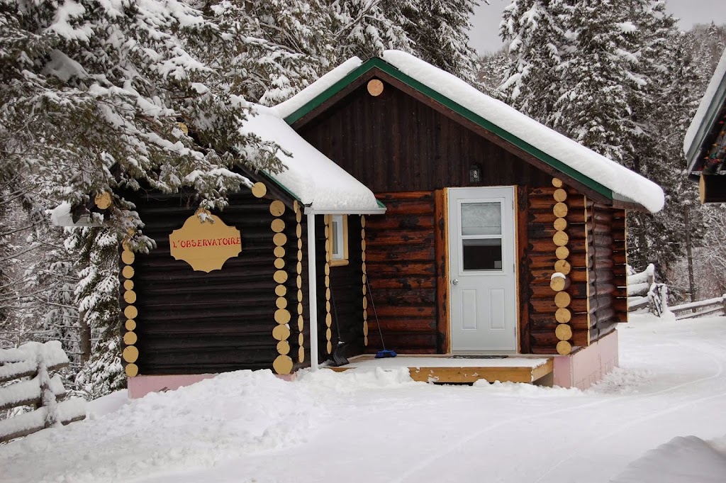 Domaine Le Bostonnais Le village en bois rond. | 2000 QC-155, La Bostonnais, QC G9X 0A7, Canada | Phone: (819) 523-5127
