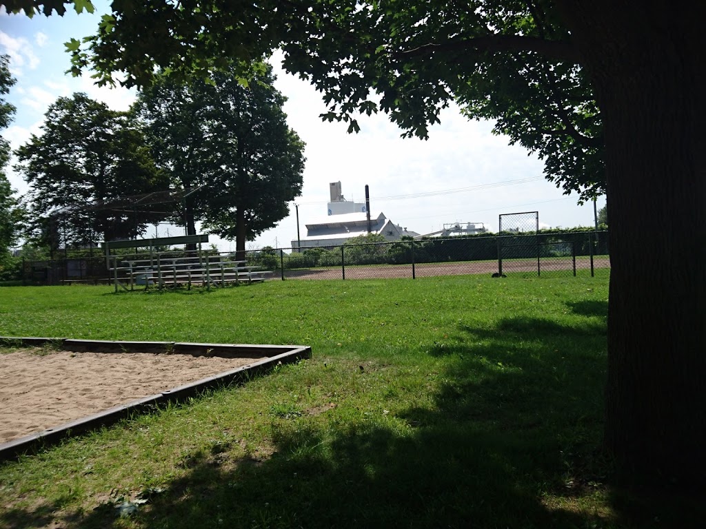 Gagnier Park | Rue Fabre, Salaberry-de-Valleyfield, QC J6S, Canada