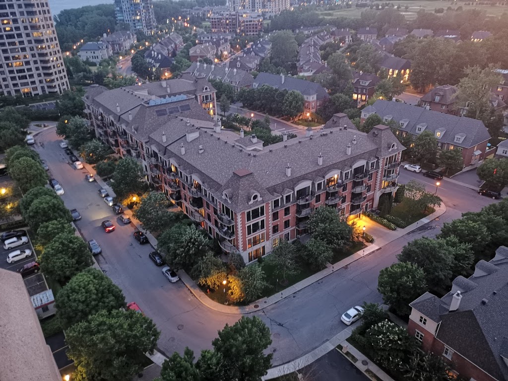 Sommet Sur Le Fleuve | 100 Avenue des Sommets, Verdun, QC H3E 1Z8, Canada | Phone: (514) 761-5791