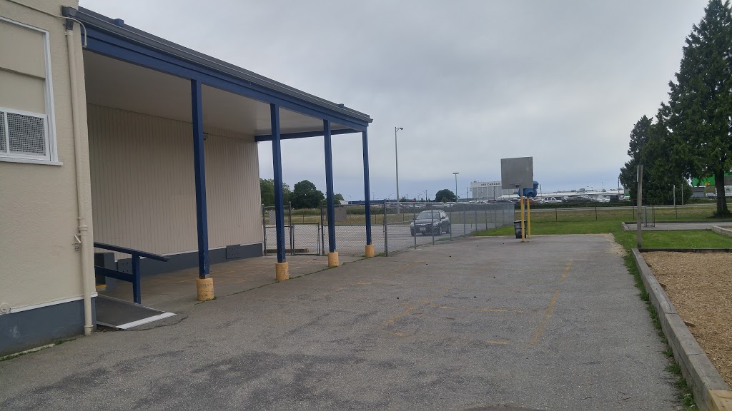 Sea Island Elementary School | 1891 Wellington Crescent, Richmond, BC V7B 1G6, Canada | Phone: (604) 668-6468