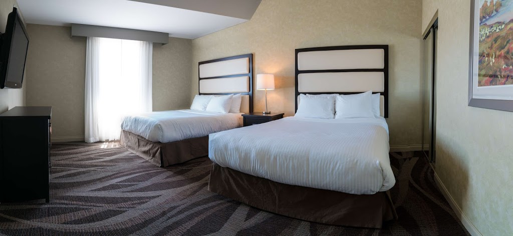Prestige Harbourfront Resort, BW Premier Collection | 251 Harbourfront Dr, Salmon Arm, BC V1E 2W7, Canada | Phone: (250) 833-5800