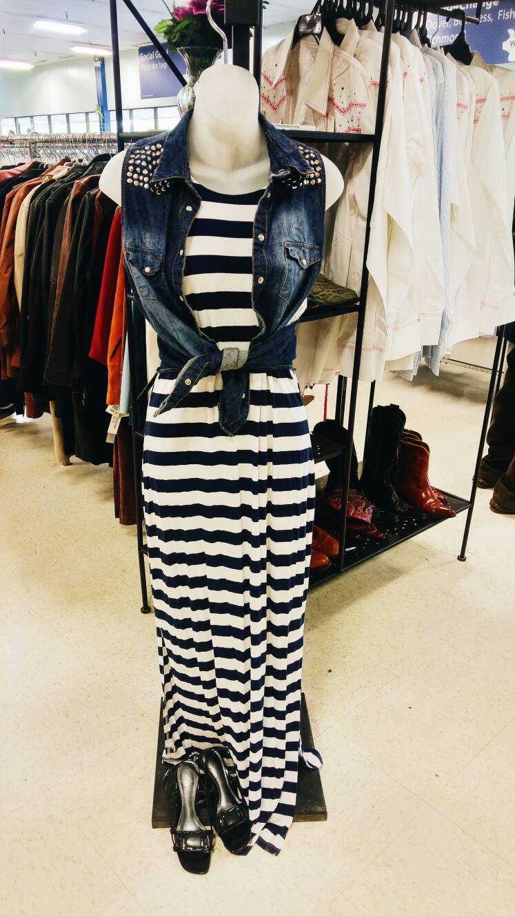 WINS Thrift Store (Women In Need Society) | 2907 Richmond Rd SW, Calgary, AB T3E 4N3, Canada | Phone: (403) 242-4969