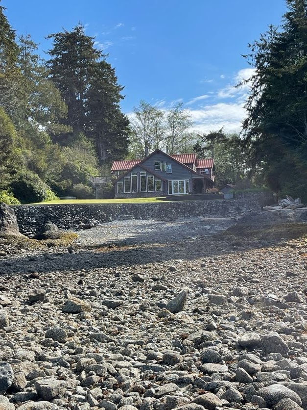 Outer Shores Lodge | 49 Michelsens Ln, Bamfield, BC V0R 1B0, Canada | Phone: (250) 650-2930