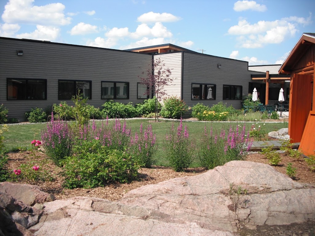 Cdfm Wendake | 100 Rue de lOurs, Wendake, QC G0A 4V0, Canada | Phone: (418) 842-1026