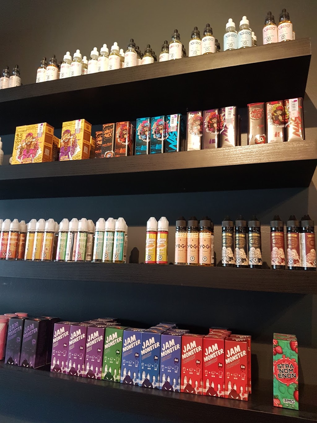 Amsterdam Vape & Smoke | 16765 91 St NW, Edmonton, AB T5Z 2X4, Canada | Phone: (780) 244-8277