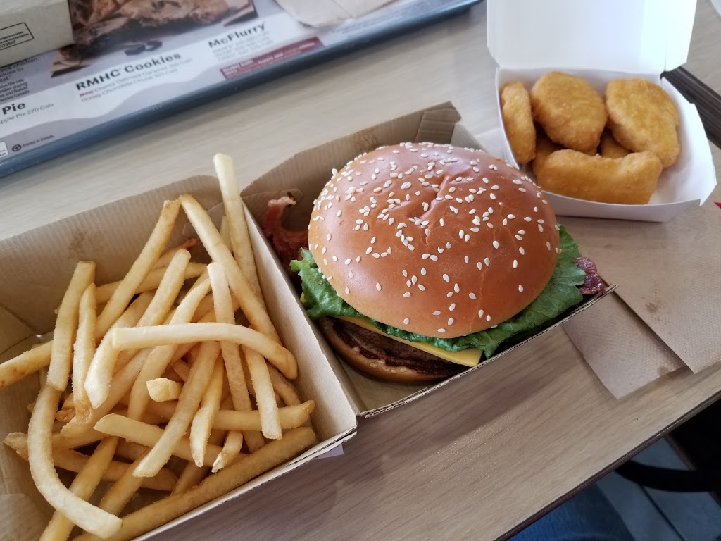 McDonalds | 800 10th St, Hanover, ON N4N 1S3, Canada | Phone: (519) 364-5198