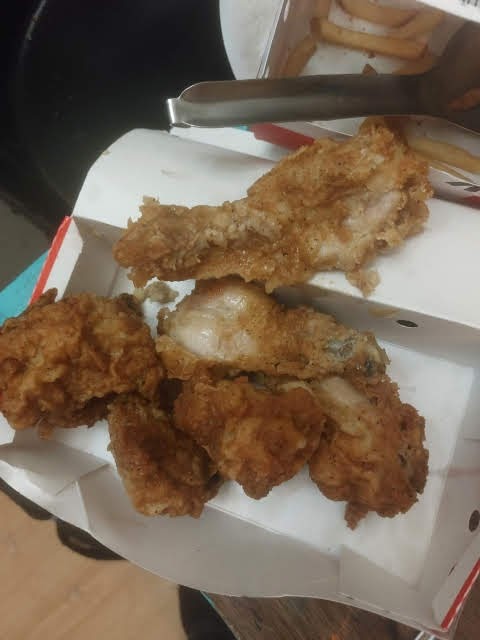 KFC | 2772 Mountain Rd, Moncton, NB E1G 2W7, Canada | Phone: (506) 777-9316