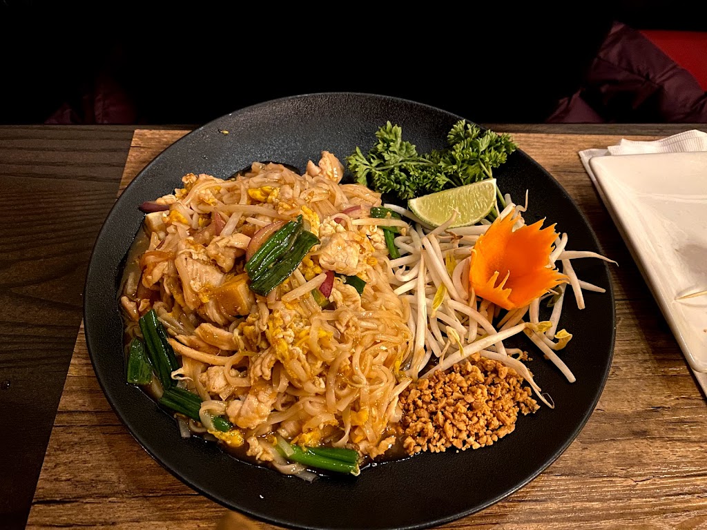 Khao Thai Restaurant | 103 Murray St, Ottawa, ON K1N 5M5, Canada | Phone: (613) 241-7276