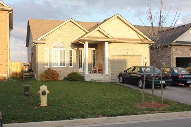 Rentals 101 | 386 St Paul St #102, St. Catharines, ON L2R 3N2, Canada | Phone: (905) 641-0911