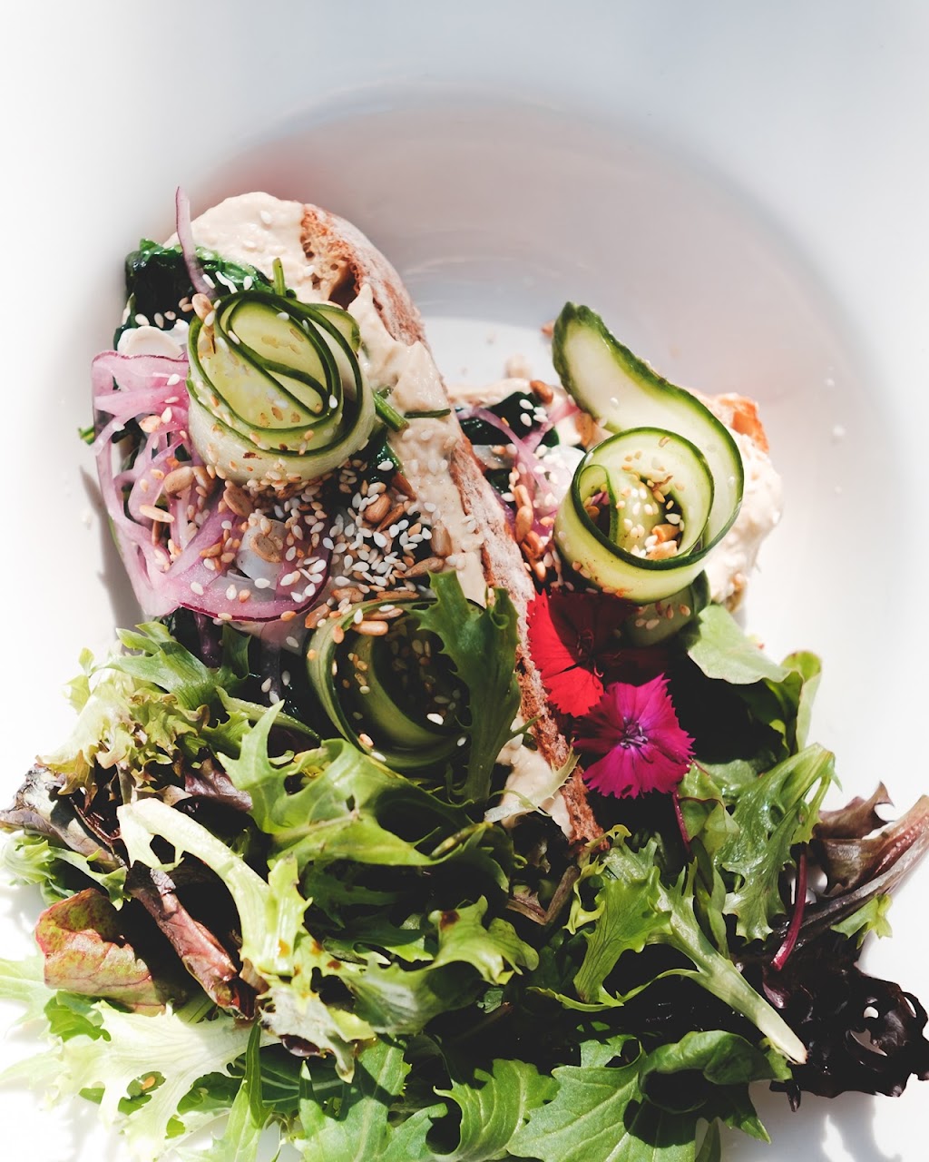 Rosette prêt-à-manger | entrée sur le côté, 31 Bd de la Seigneurie E local 107B, Blainville, QC J7C 4G6, Canada | Phone: (450) 420-3737