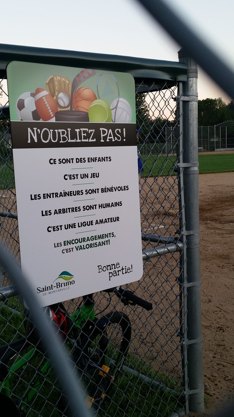 Parc Jolliet | 184 Rue Jolliet, Saint-Bruno-de-Montarville, QC J3V, Canada | Phone: (450) 653-2443