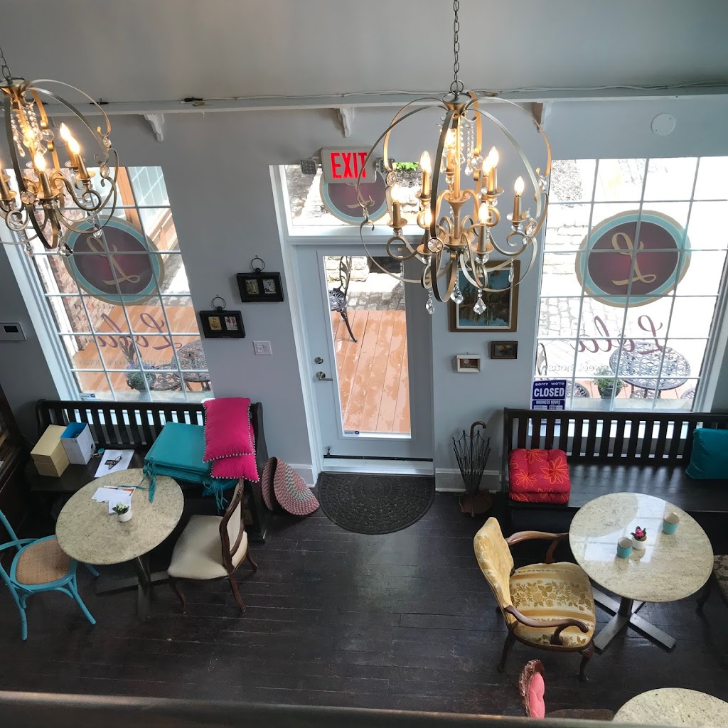 Lola Choco Bar And Sweet House | 423 Elizabeth St #13, Burlington, ON L7R 2L8, Canada | Phone: (905) 616-4059