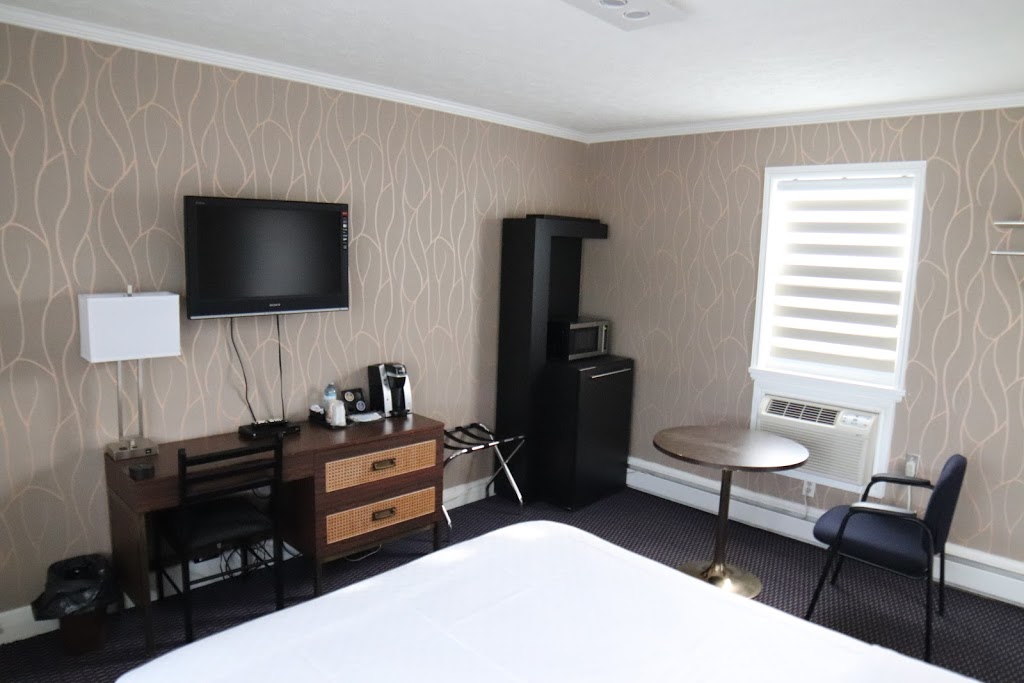 Walkerton Inn Motel | 1305 Yonge St S, Walkerton, ON N0G 2V0, Canada | Phone: (519) 881-0629