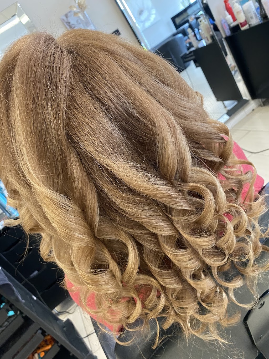 Avante salon & spa | 1050 Upper Gage Ave, Hamilton, ON L8V 5B7, Canada | Phone: (905) 546-5151