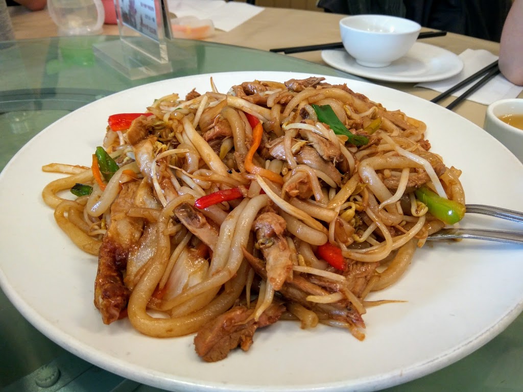 China Palace Restaurant | 6219 Centre St NW, Calgary, AB T2K 3R4, Canada | Phone: (403) 275-2386