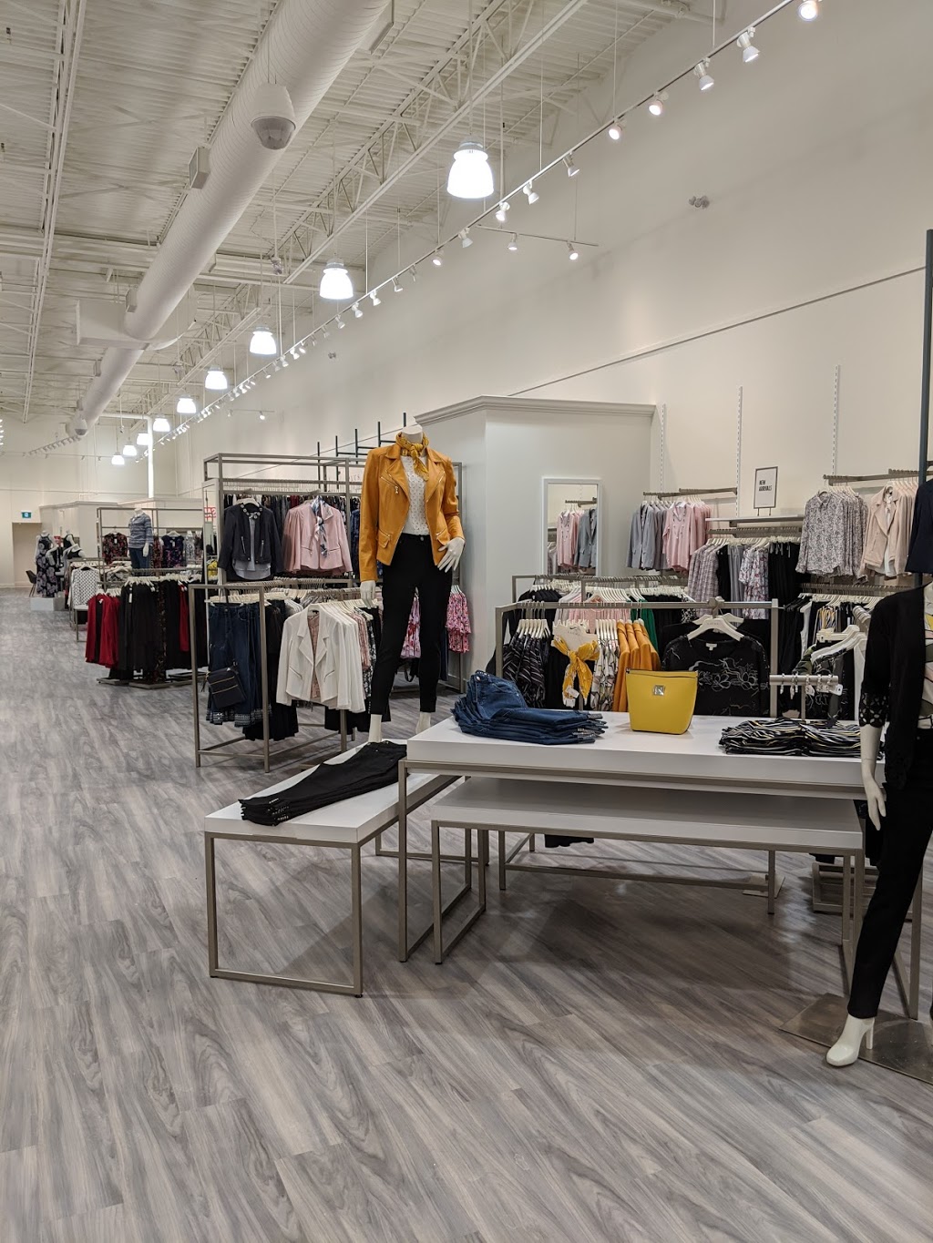 Laura | 80 Great Lakes Dr, Brampton, ON L6R 2K7, Canada | Phone: (905) 793-7262
