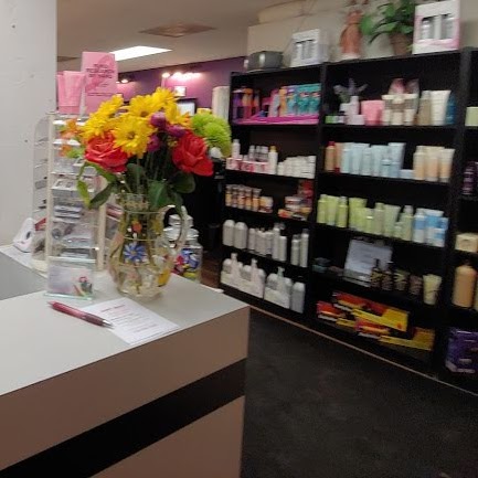 Designing Style Hair & Nail Salon | 6989 Transit Rd, East Amherst, NY 14051, USA | Phone: (716) 639-7400