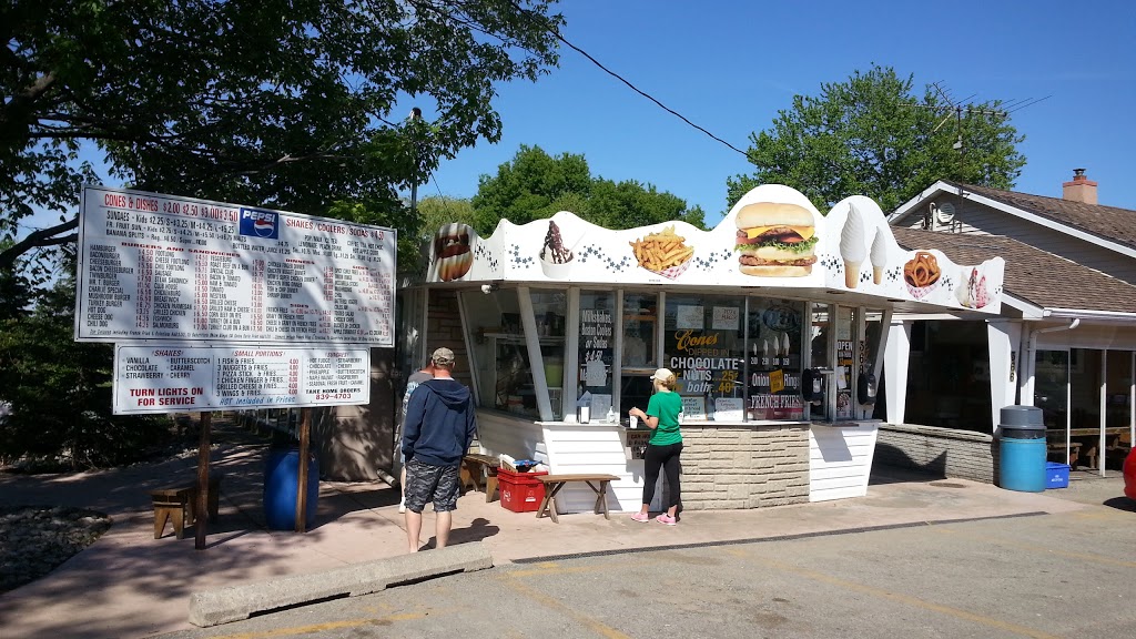 Dairy Freez | 368 County Rd 34, Essex, ON N8M 2X5, Canada | Phone: (519) 839-4703