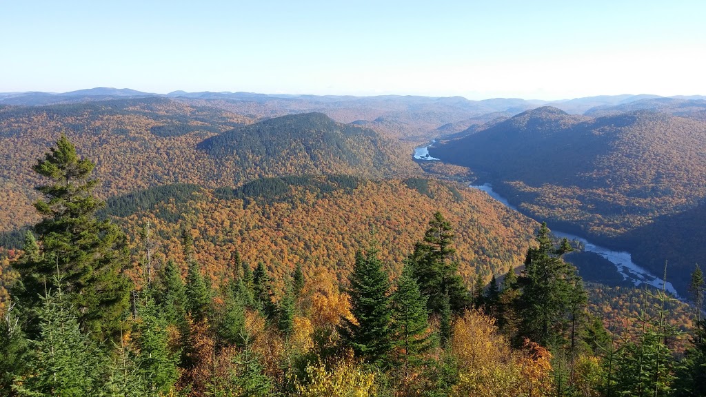 Parc National de la Jacques-Cartier | 103 Chemin du Parc-National, Stoneham-et-Tewkesbury, QC G3C 2T5, Canada | Phone: (418) 848-3169