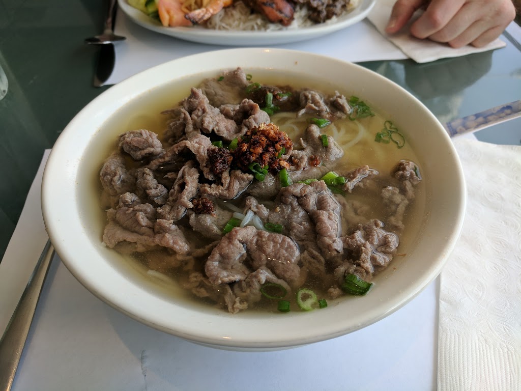 Restaurant Chez Lam | 123 Rue Dumont, Vaudreuil-Dorion, QC J7V 1W9, Canada | Phone: (450) 455-2600