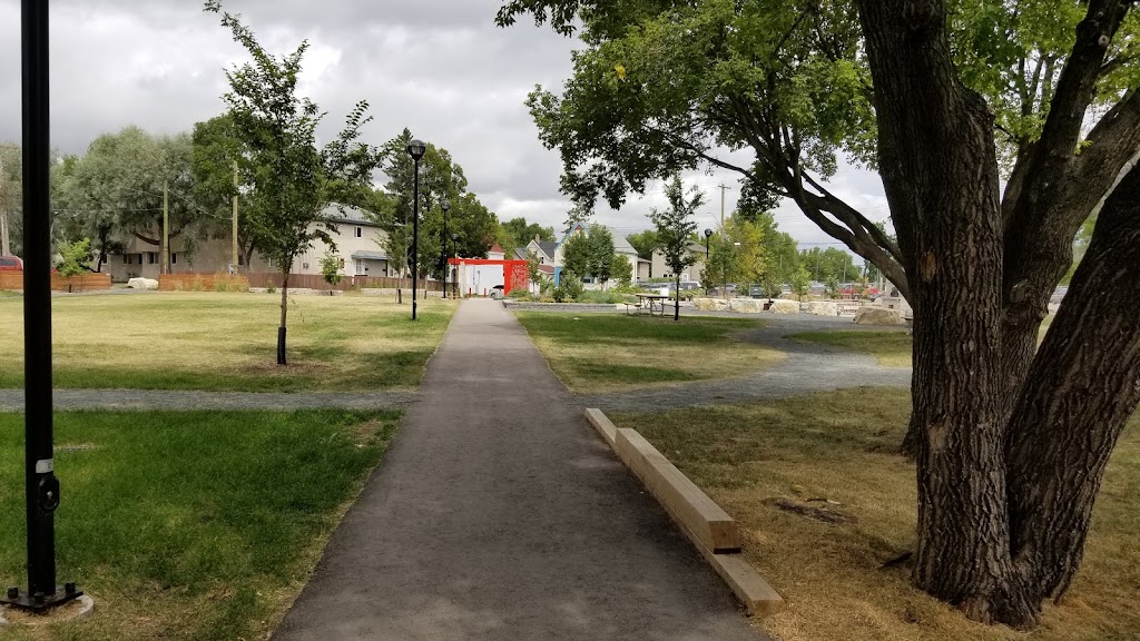 Gord Dong Park | 348 Pacific Ave, Winnipeg, MB R3A 0L7, Canada | Phone: (204) 986-3938