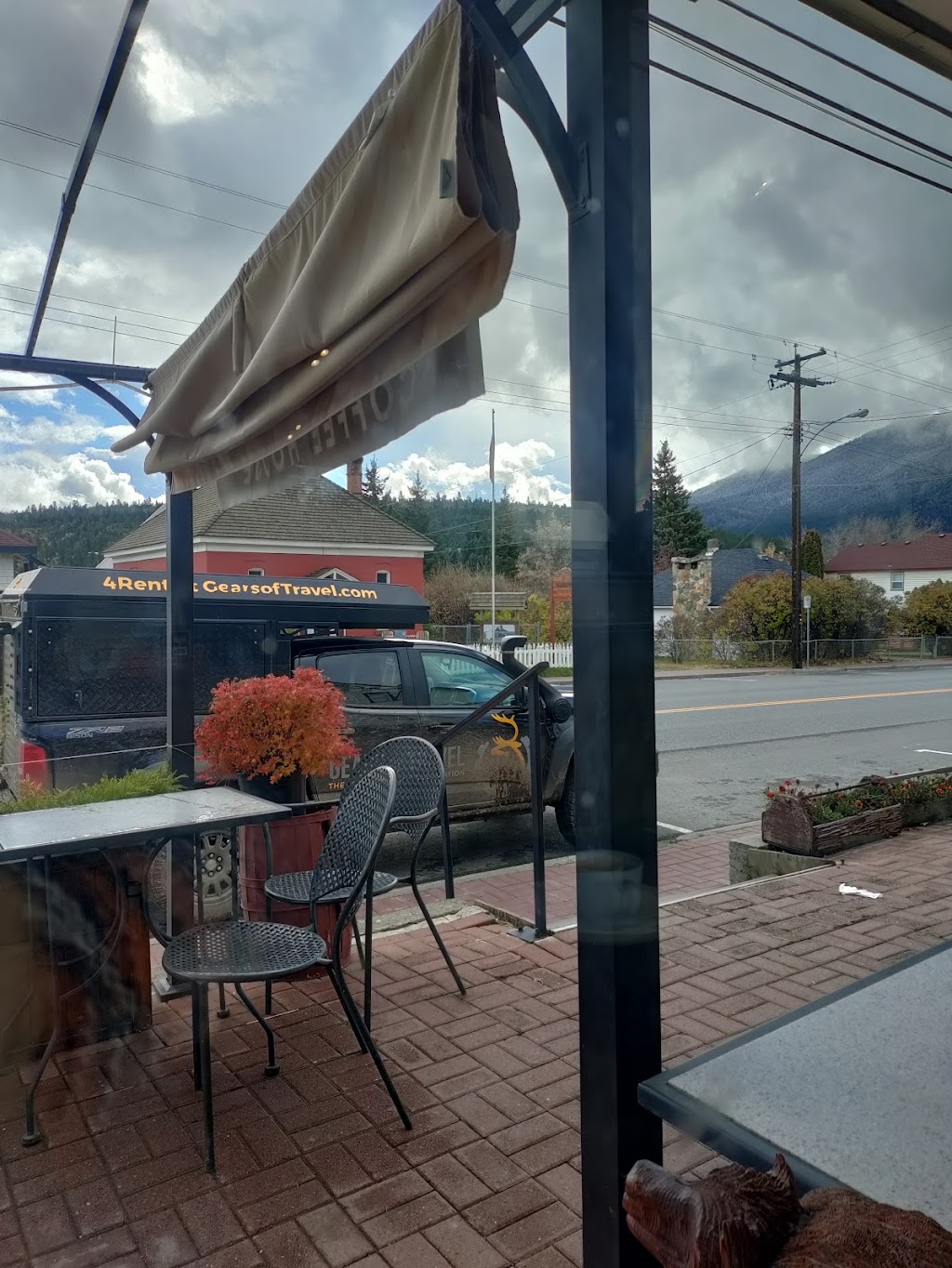 The Junction Coffee House | 1418, C, Cariboo Hwy #97n, Clinton, BC V0K 1K0, Canada | Phone: (250) 457-0123