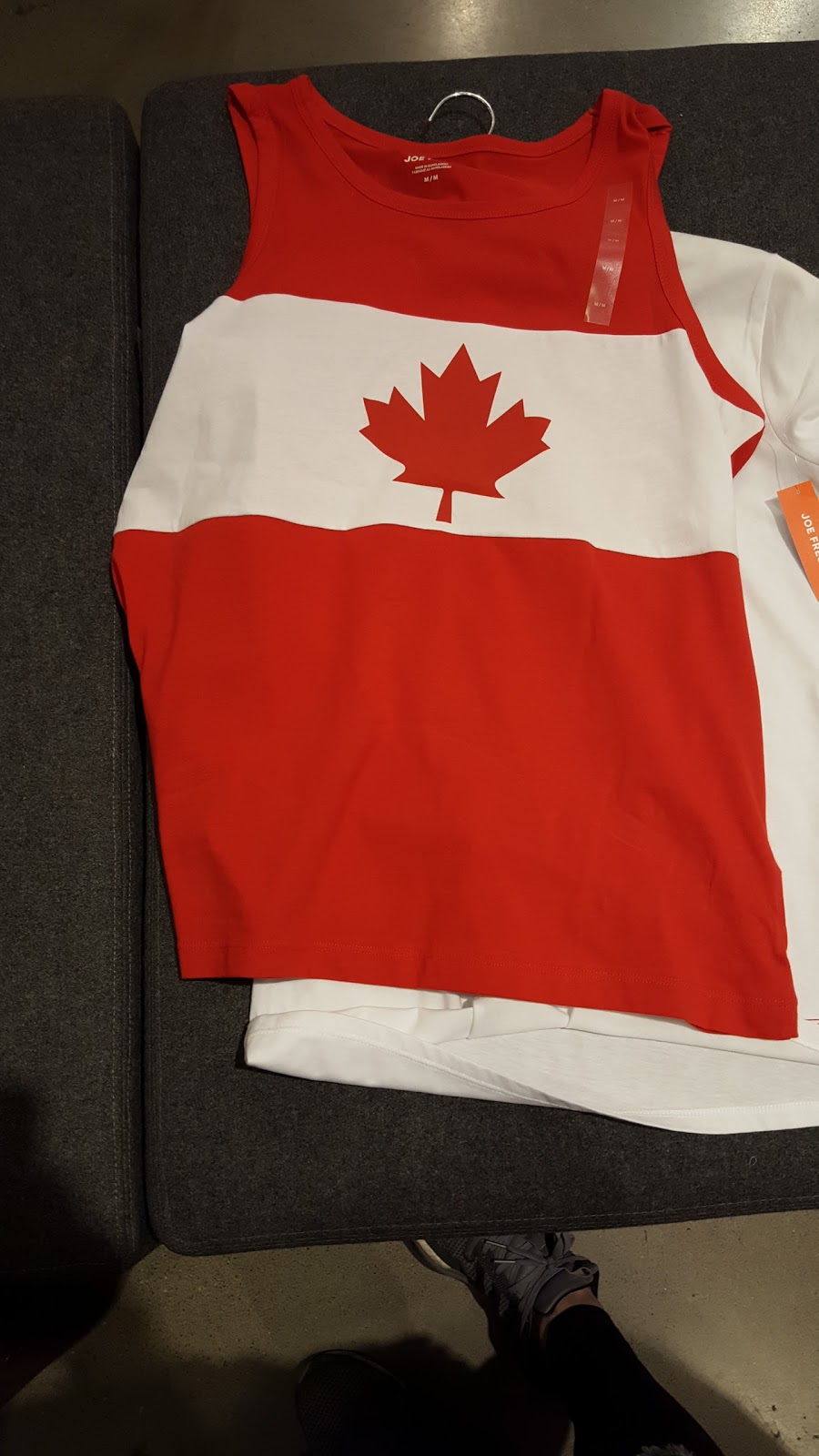 Joe Fresh | 589 Queen St W Unit 4, Toronto, ON M5V 2B7, Canada | Phone: (416) 361-6342