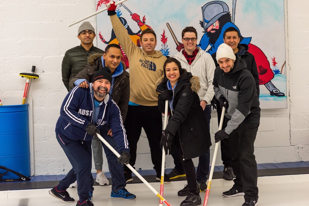 Club De Curling Lachine | 4105 Rue du Fort Rolland, Lachine, QC H8T 1W1, Canada | Phone: (514) 637-9521