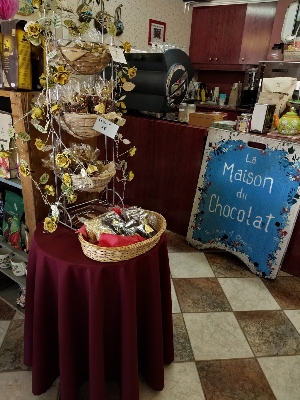 La Maison Du Chocolat | 3679 Rue Queen, Rawdon, QC J0K 1S0, Canada | Phone: (450) 834-7818
