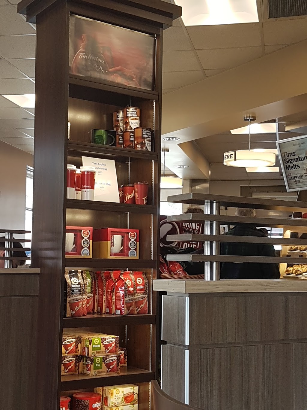 Tim Hortons | 3290 Lake Thomas Dr, Fall River, NS B2T 1J2, Canada | Phone: (902) 860-2703