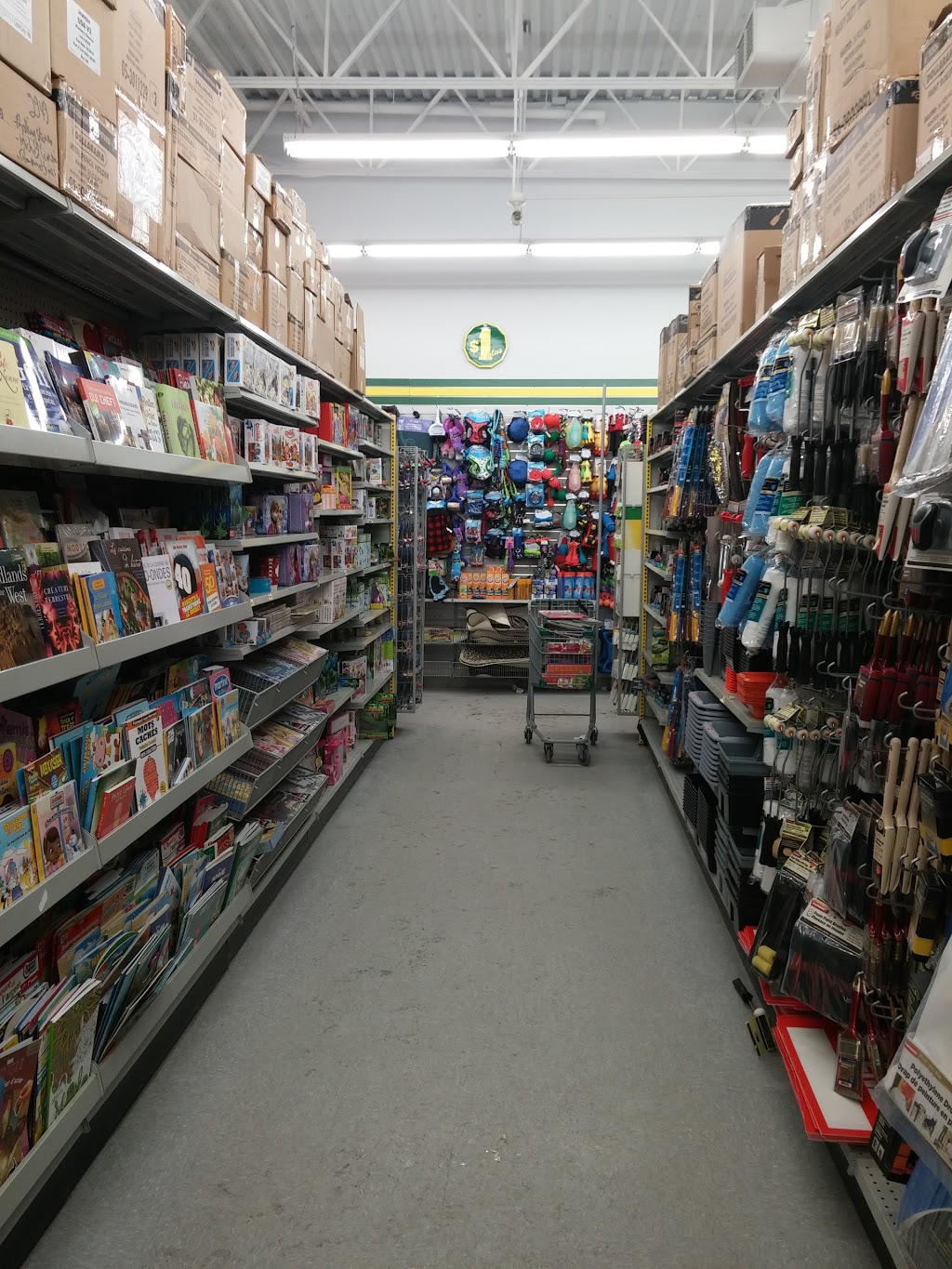 Dollarama | 247 Boul. Des Grives, Plateau des Grives, Gatineau, QC J9A 0C7, Canada | Phone: (819) 775-3287