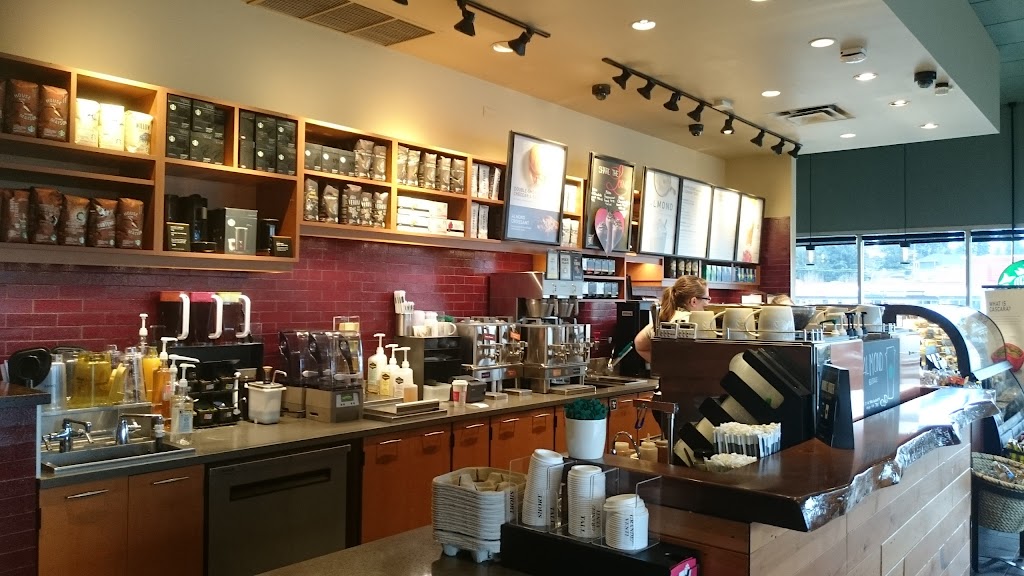 Starbucks | 32470 S Fraser Way, Abbotsford, BC V2T 4W1, Canada | Phone: (604) 864-0254