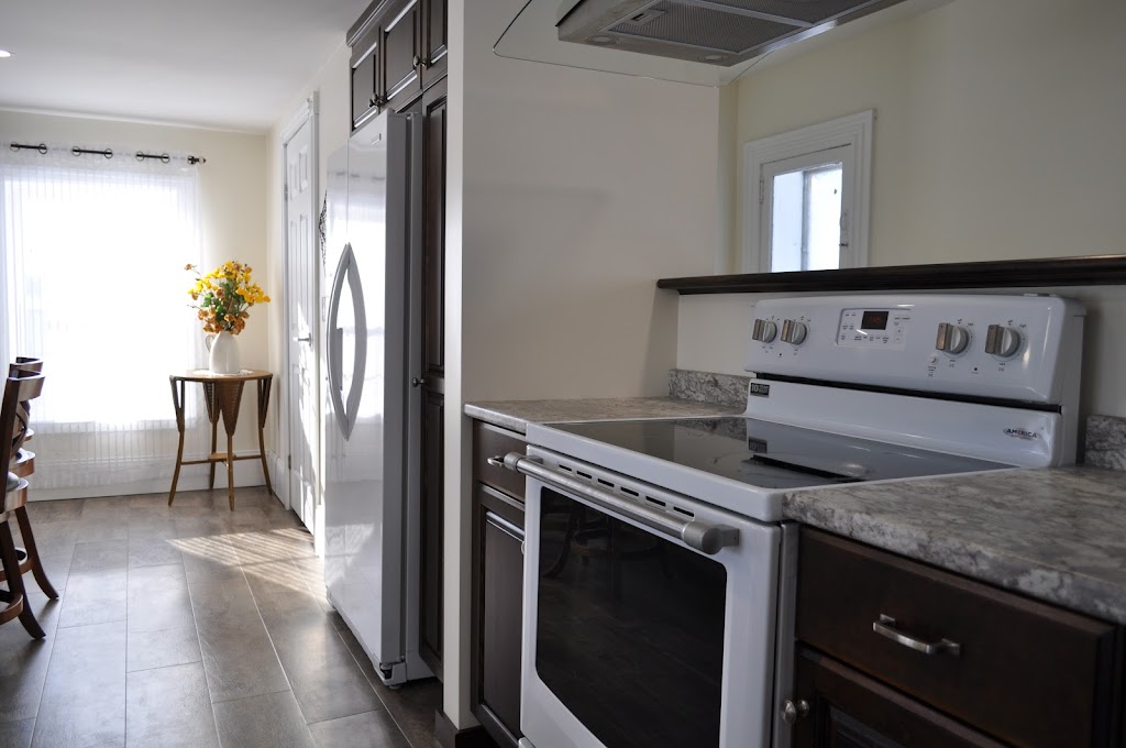 Holmans Heritage Suites | 286 Fitzroy St Floor 2, Summerside, PE C1N 1J2, Canada | Phone: (902) 432-4783
