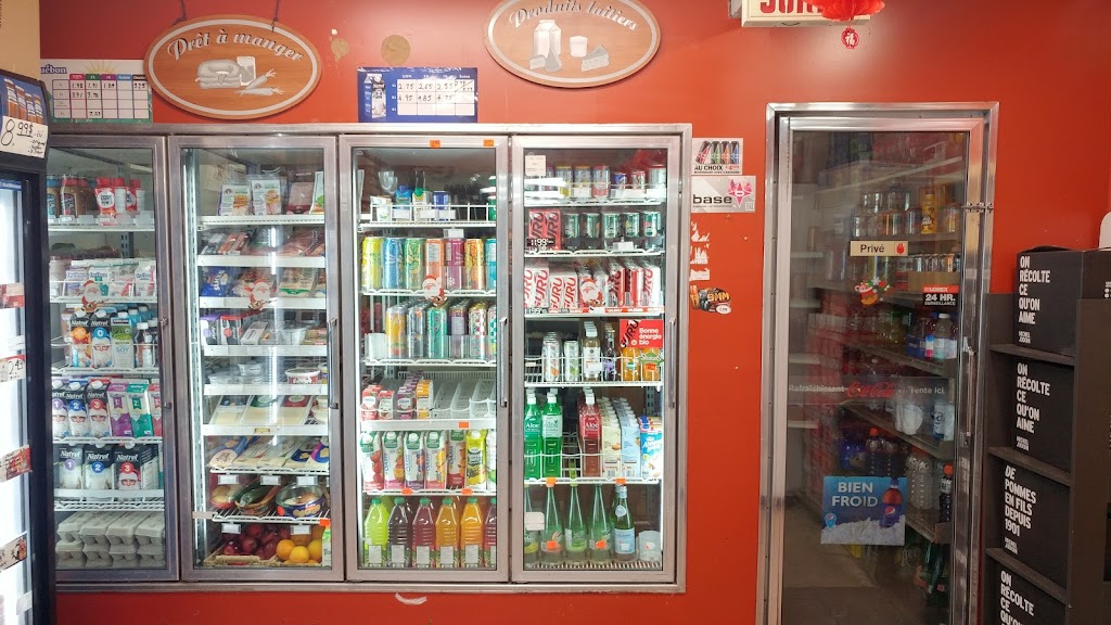 Dépanneur Proprio Marché | 1912 Chem. du Village, Mont-Tremblant, QC J8E 1K4, Canada | Phone: (819) 425-3311