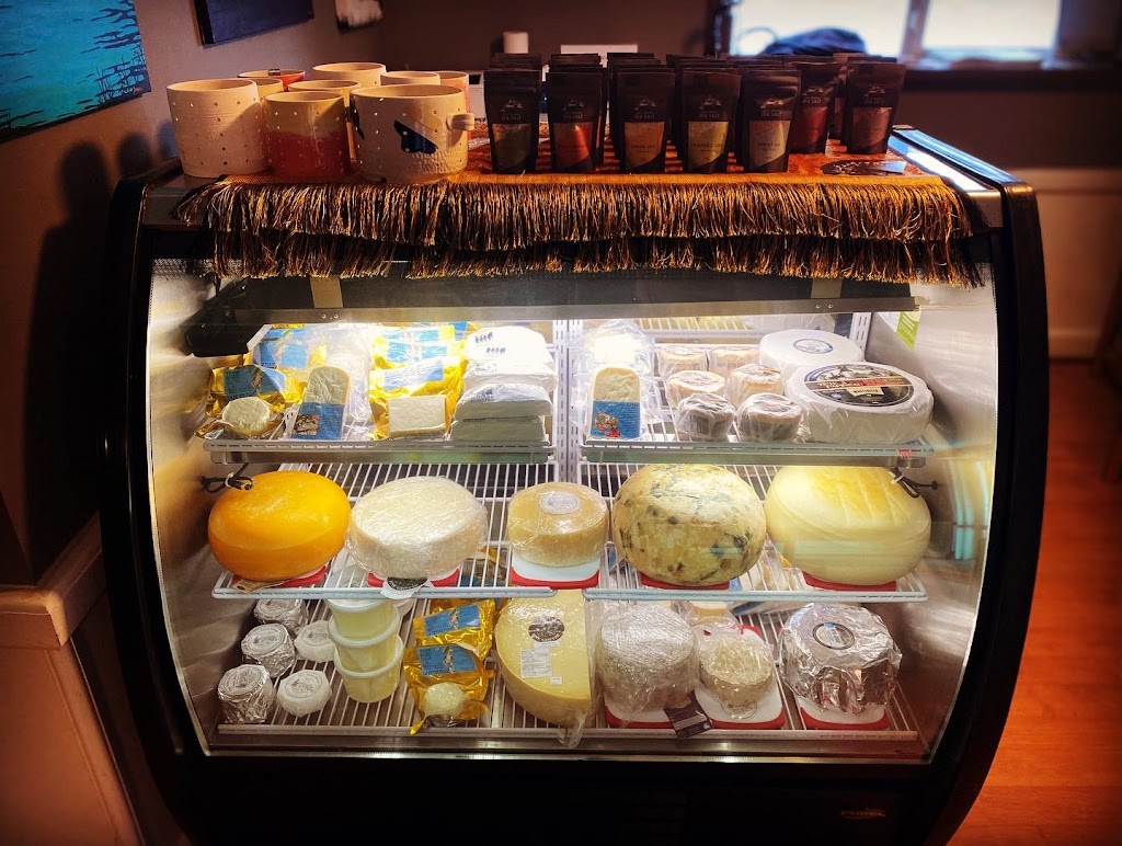 The Cheese Pusherman Roadhouse | 2021 Pemberton Portage Rd, Mount Currie, BC V0N 2K0, Canada | Phone: (604) 894-0225
