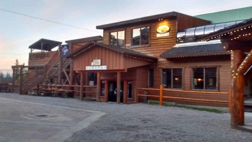 Snow Creek Lodge & Cabins | 5258 Highline Dr, Fernie, BC V0B 1M0, Canada | Phone: (250) 423-7669