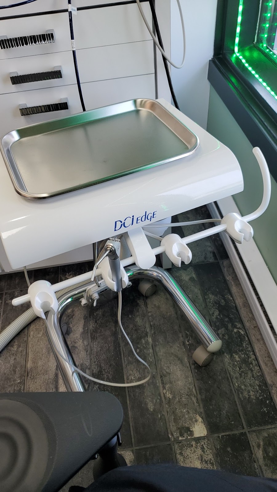 Roxann Dignard | Clinique Hygiéniste Dentaire | 296 Bd Pierre-Bertrand, Québec, QC G1M 2C6, Canada | Phone: (418) 271-4843