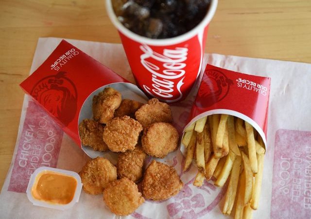 Wendys | 6585 Airport Rd, Mississauga, ON L4V 1E5, Canada | Phone: (905) 678-7846