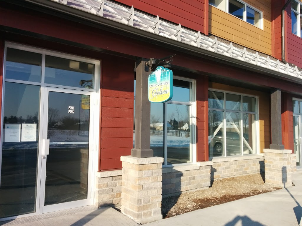 Centre dentaire Chelsea | 87 Ch DOld Chelsea, Chelsea, QC J9B 1K9, Canada | Phone: (819) 827-0037