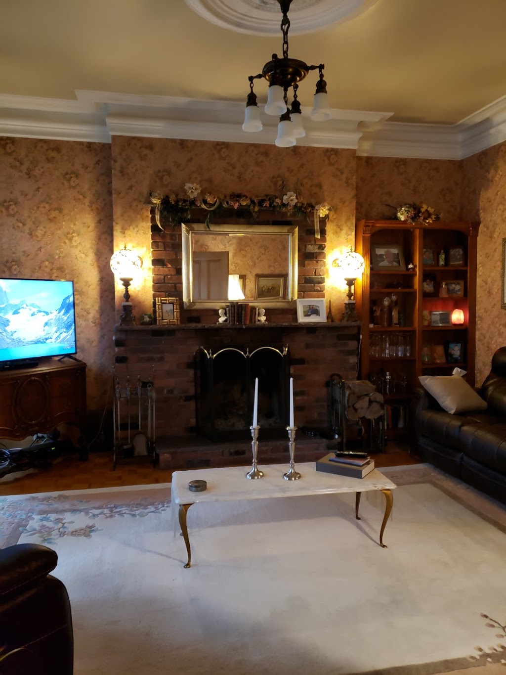 Gîte à La Maison DElyse | 218 LAMBERT AVE, Beauceville, QC G5X 1S5, Canada | Phone: (418) 774-3169
