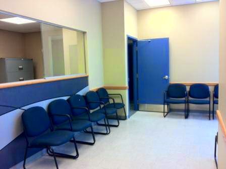 Primacy - Lansdowne Dundas Medical Clinic | 222 Lansdowne Ave, Toronto, ON M6K 3C6, Canada | Phone: (647) 725-6555