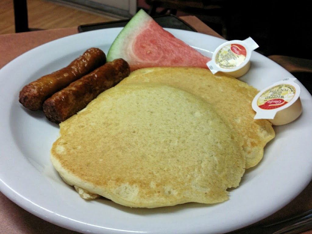 Baileys Casual Dining | 314 County Rd 10, Picton, ON K0K 2T0, Canada | Phone: (613) 476-7187