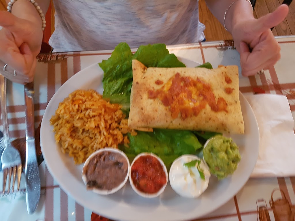 Casa La Piñata | 24 Route de Rawdon, Saint-Alphonse-Rodriguez, QC J0K 1W0, Canada | Phone: (450) 883-1544