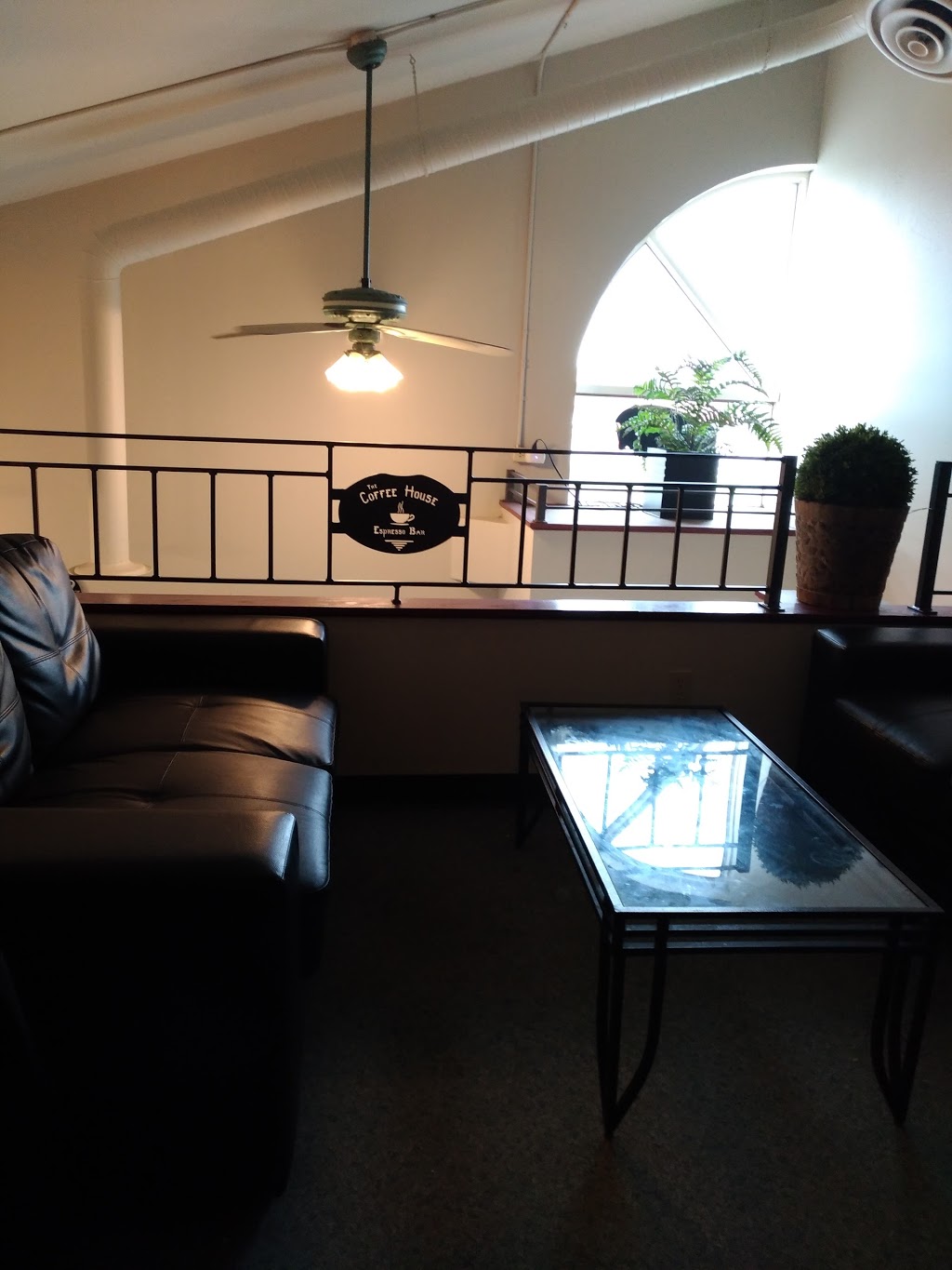 French Press | 121 First St, Orangeville, ON L9W 3J8, Canada | Phone: (519) 938-9938