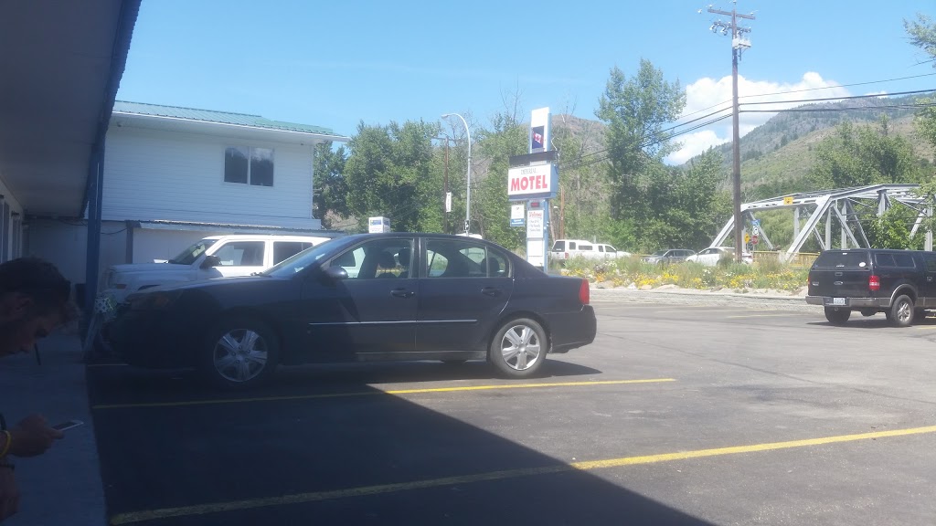 Imperial Motel Grand Forks | 7389 Riverside Dr, Grand Forks, BC V0H 1H0, Canada | Phone: (250) 442-8236