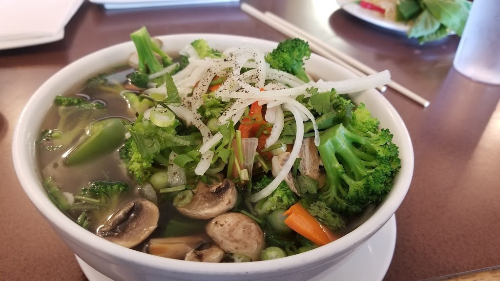 Made Pho You | 130 Queenston Rd, Hamilton, ON L8K 1G6, Canada | Phone: (905) 549-0393